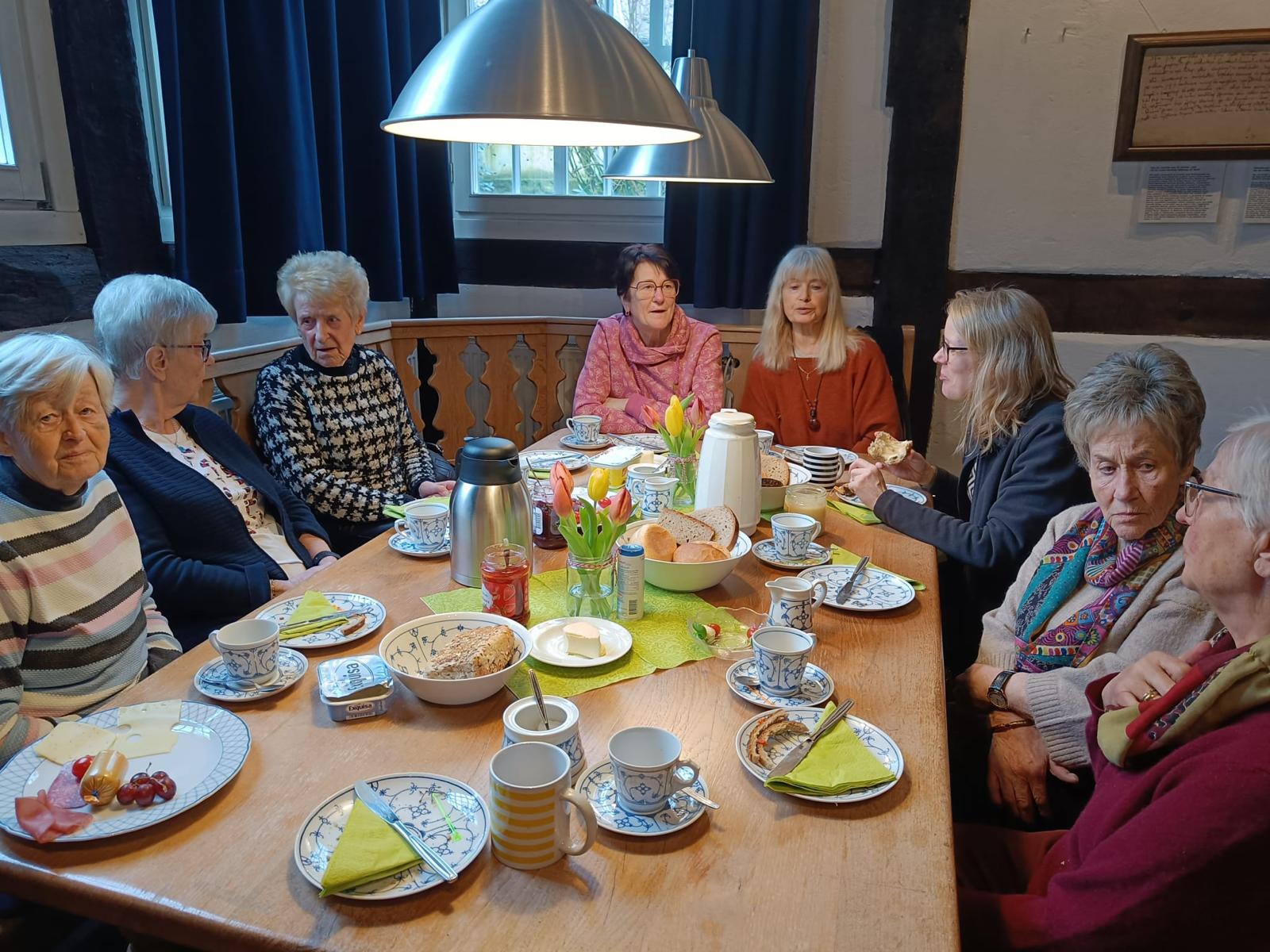 Fruehstueck und Wortgottesdienst 4